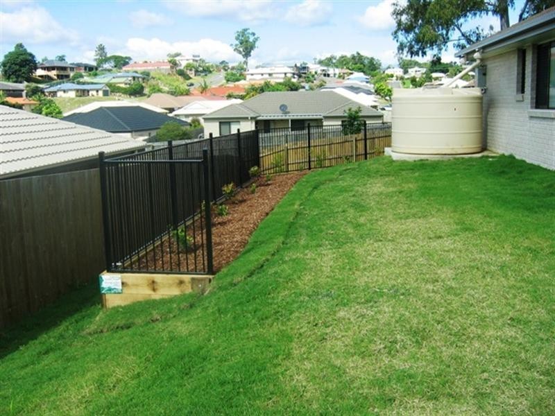 16 Bein Close, Narangba QLD 4504