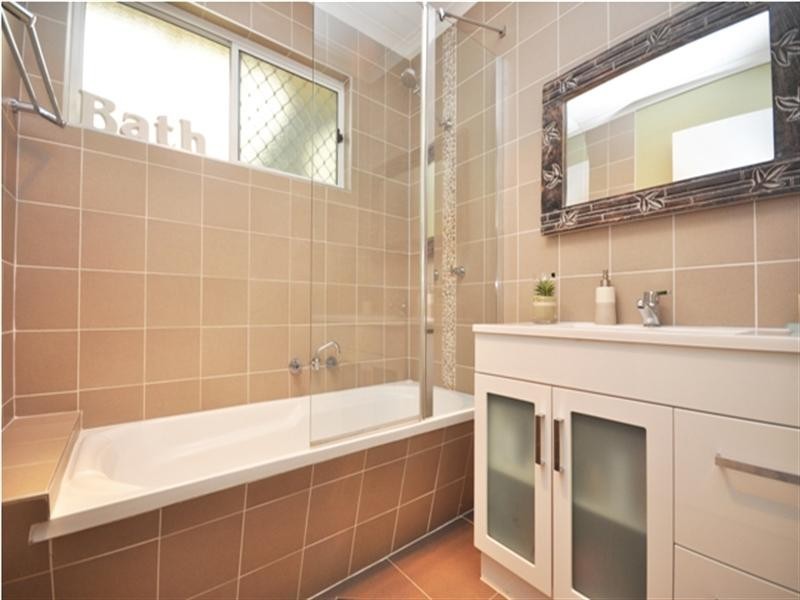 2 Bridecroft Court, Deception Bay QLD 4508