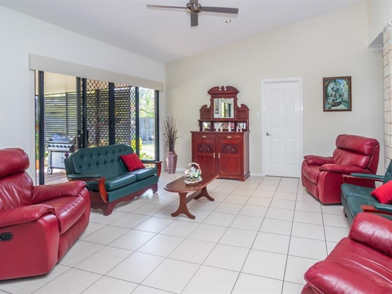 34 Mitta Crescent, Narangba QLD 4504