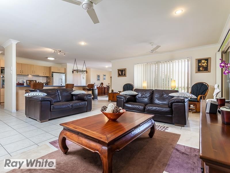 8 Figbird Road, Narangba QLD 4504