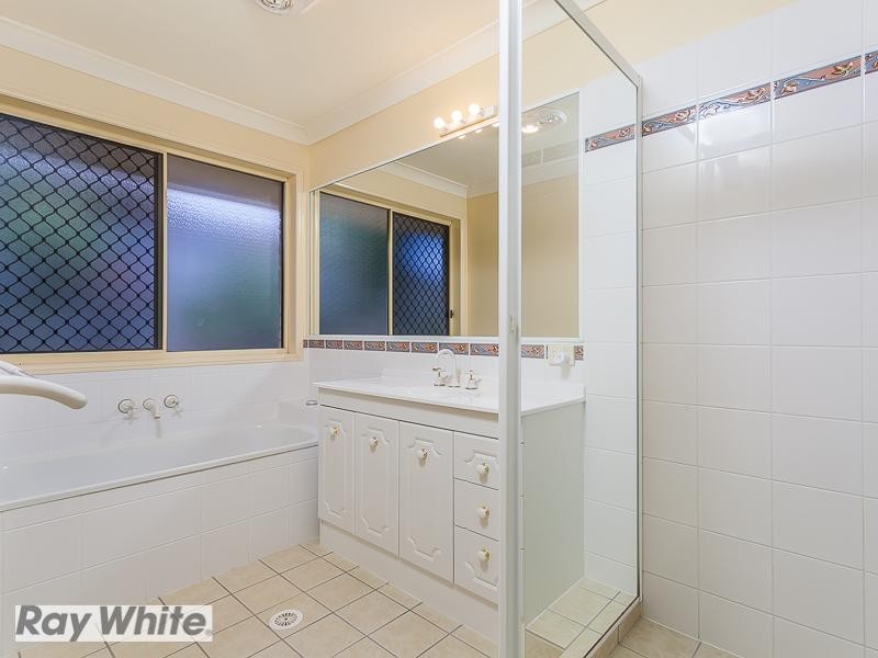 4 Figbird Road, Narangba QLD 4504