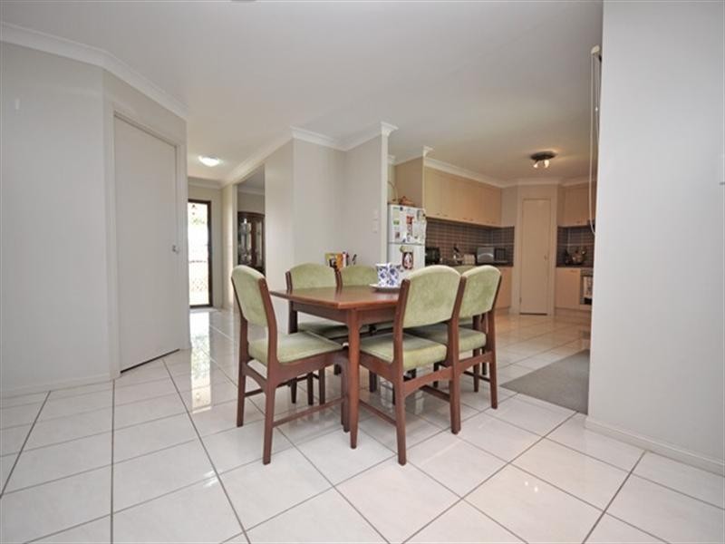 34 Barrine Place, Narangba QLD 4504