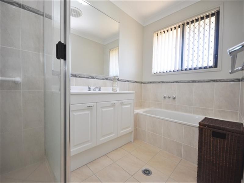 34 Barrine Place, Narangba QLD 4504