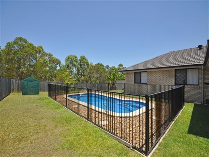 34 Barrine Place, Narangba QLD 4504