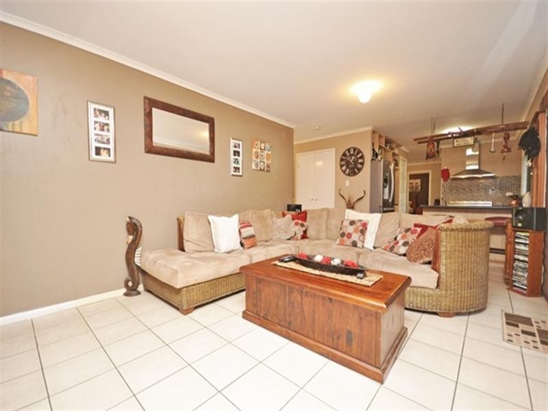 131-133 Burgundy Drive, Morayfield QLD 4506