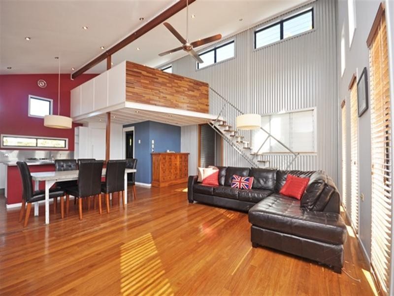 32 Young Road, Narangba QLD 4504