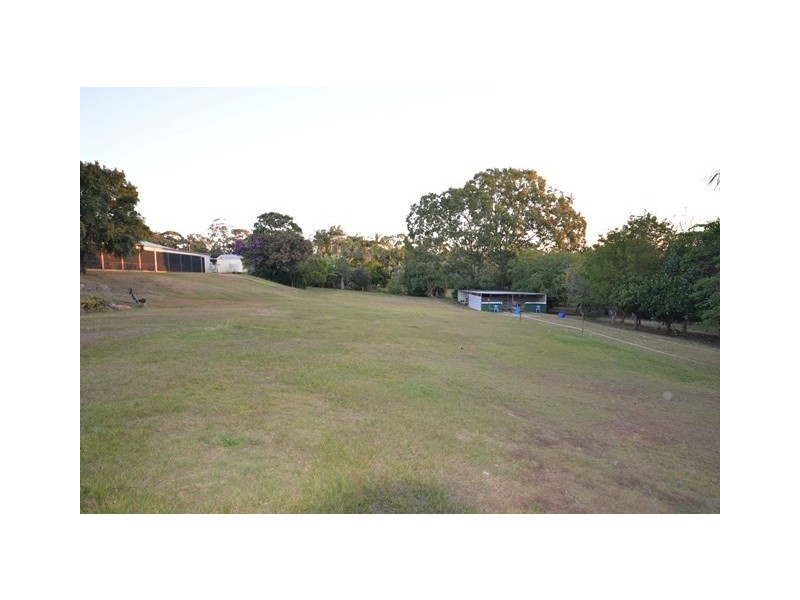 27 Young Road, Narangba QLD 4504