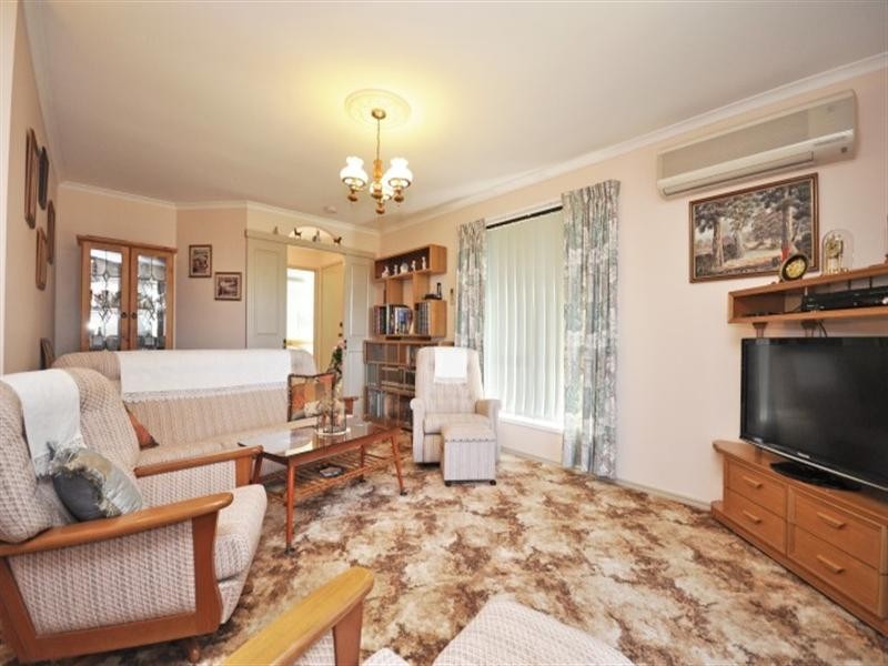 23 Young Road, Narangba QLD 4504