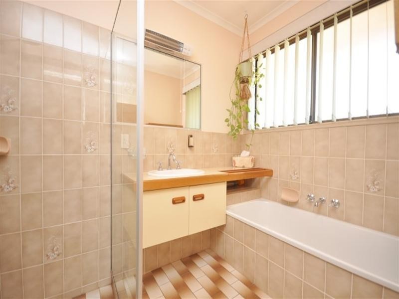 23 Young Road, Narangba QLD 4504