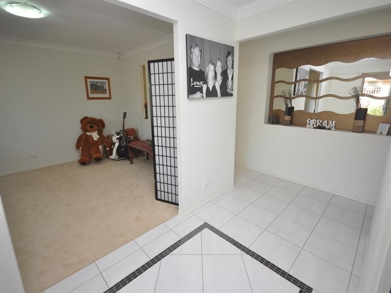 2 Grace Mac Court, Narangba QLD 4504