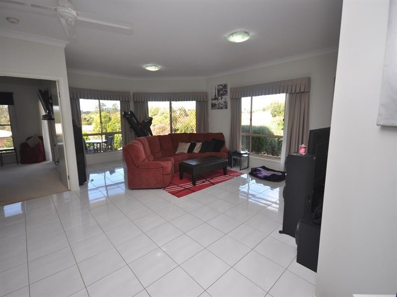 2 Grace Mac Court, Narangba QLD 4504