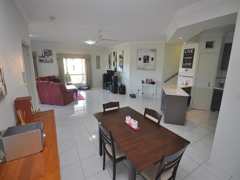 2 Grace Mac Court, Narangba QLD 4504