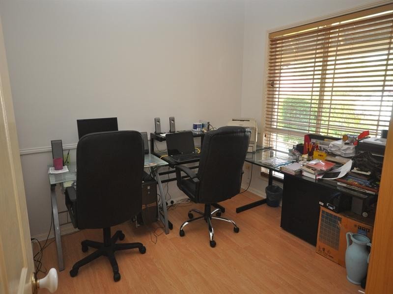 10 Highlands Drive, Narangba QLD 4504