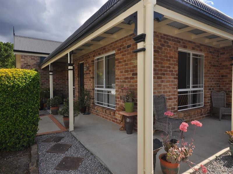 10 Highlands Drive, Narangba QLD 4504