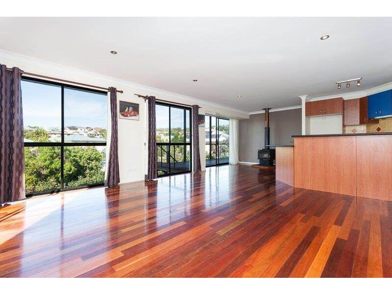 11 Glenross Place, Narangba QLD 4504