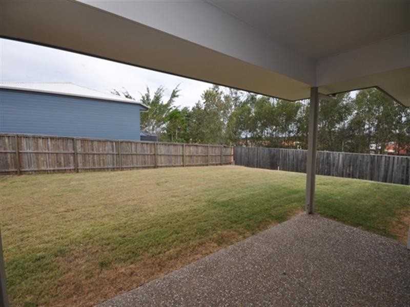 2/3 Barambah Place, Narangba QLD 4504