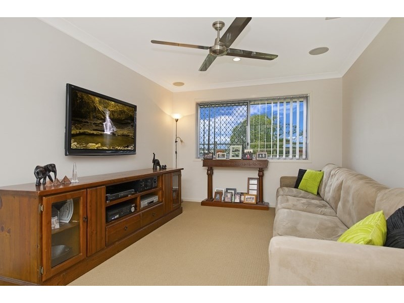 5 Clarence Close, Narangba QLD 4504