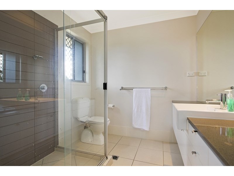 5 Clarence Close, Narangba QLD 4504