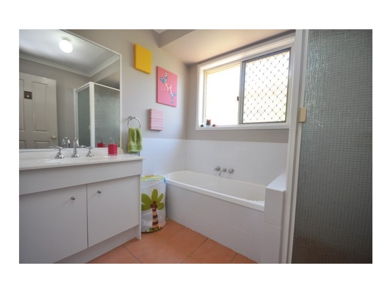 4 Areca Court, Narangba QLD 4504