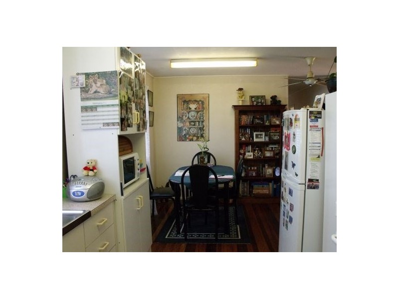 32 Longland Street, Redcliffe QLD 4020