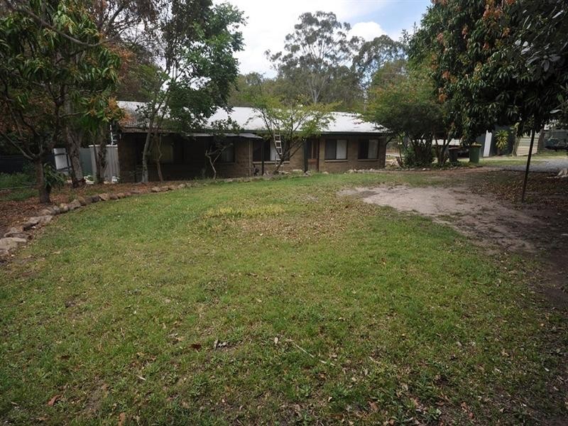 8 Walmsley Street, Narangba QLD 4504