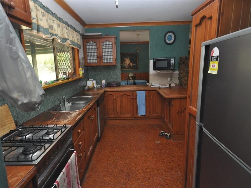 8 Walmsley Street, Narangba QLD 4504