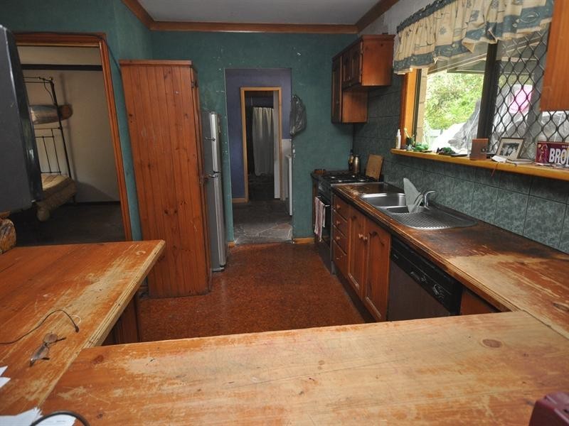 8 Walmsley Street, Narangba QLD 4504