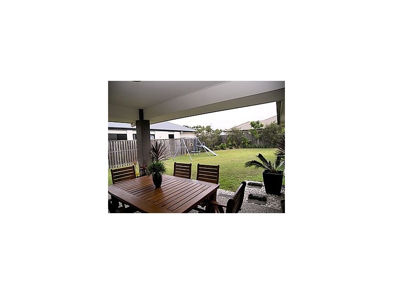 4 Angophora Close, Narangba QLD 4504