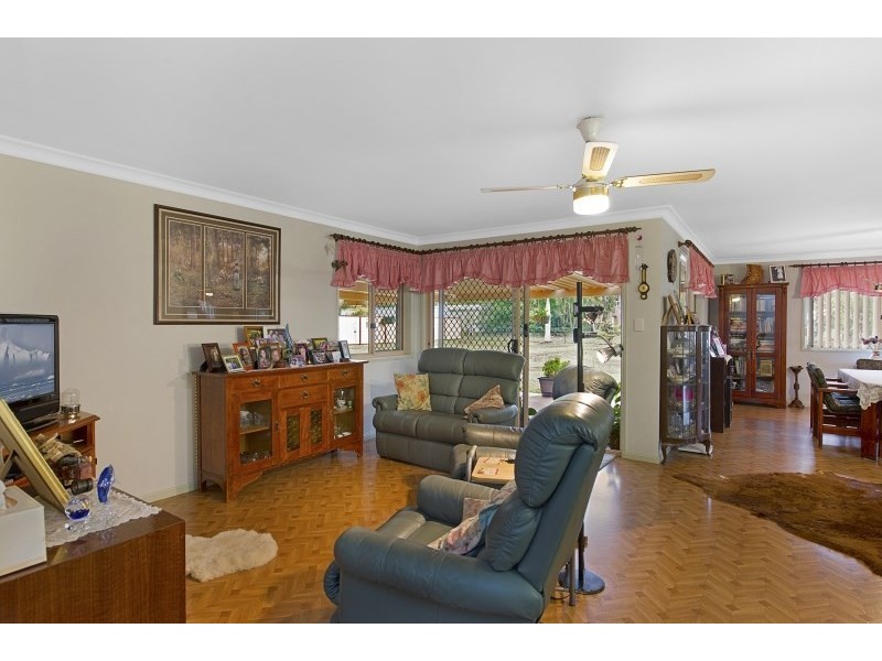 136 Thornbill Drive, Upper Caboolture QLD 4510