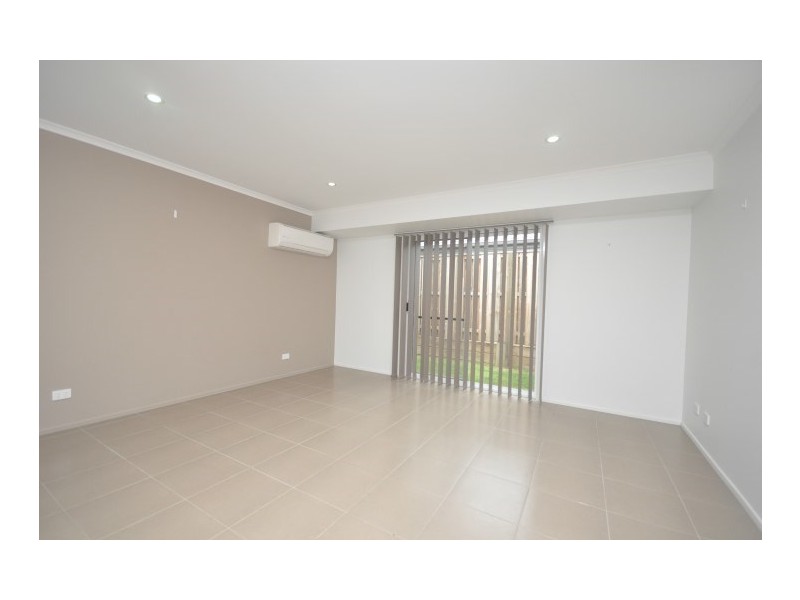 5 Champion Circuit, Narangba QLD 4504