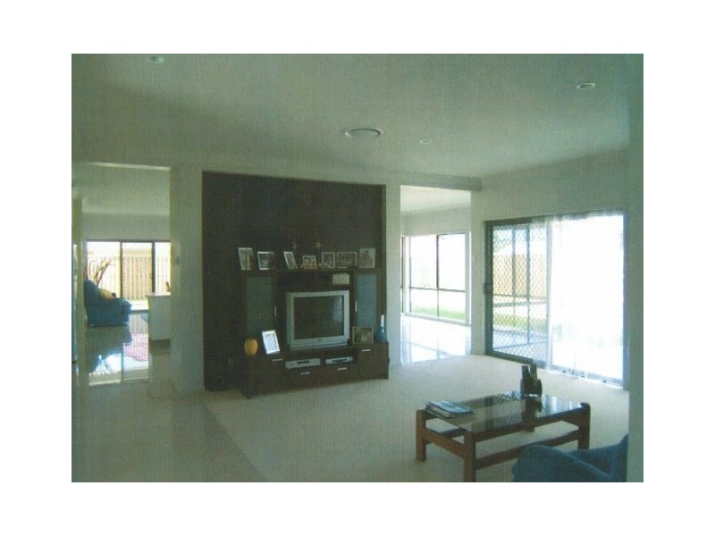 10 Spur Court, Narangba QLD 4504