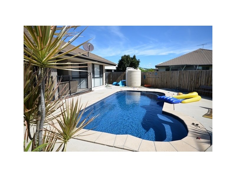 49 Yellow Robin Court, Narangba QLD 4504