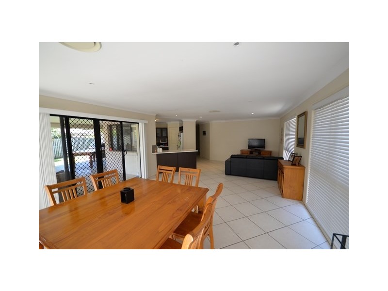 49 Yellow Robin Court, Narangba QLD 4504