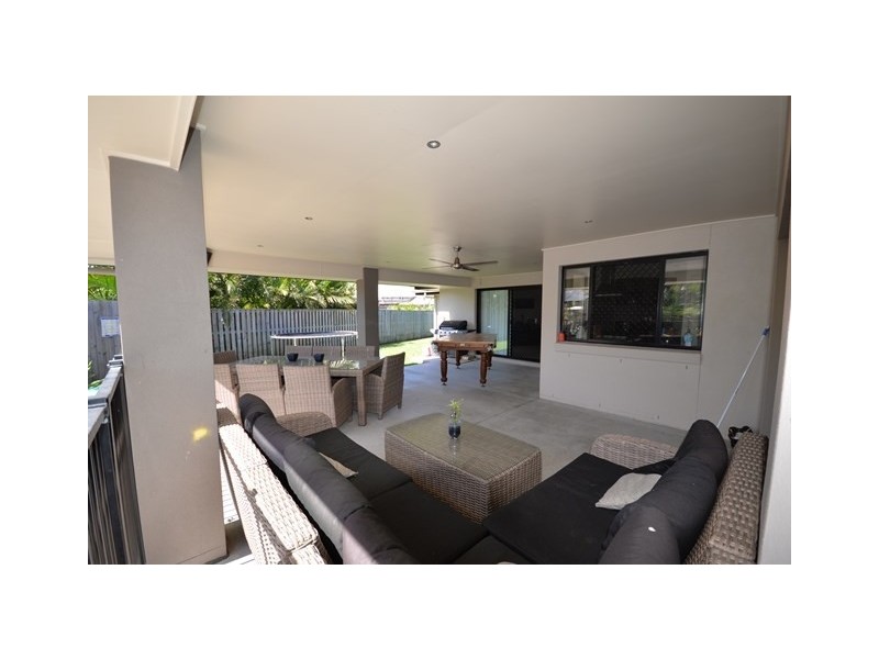 49 Yellow Robin Court, Narangba QLD 4504