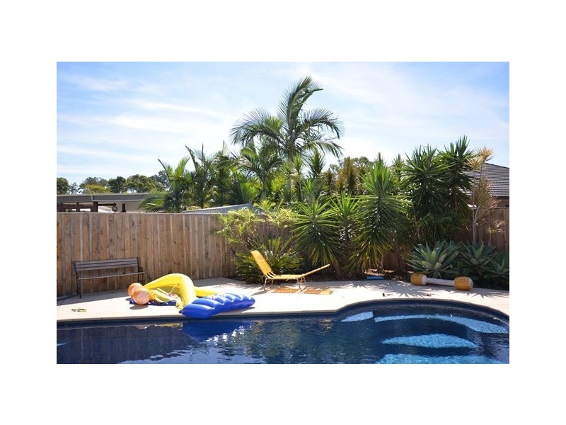 49 Yellow Robin Court, Narangba QLD 4504