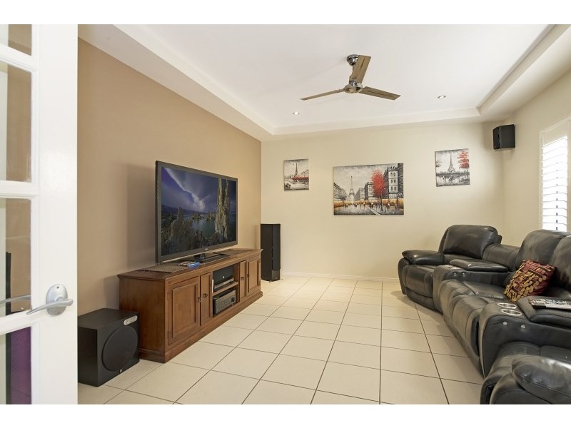 9 Firewheel Place, Narangba QLD 4504