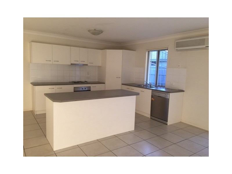 30 Desmond Street, Narangba QLD 4504