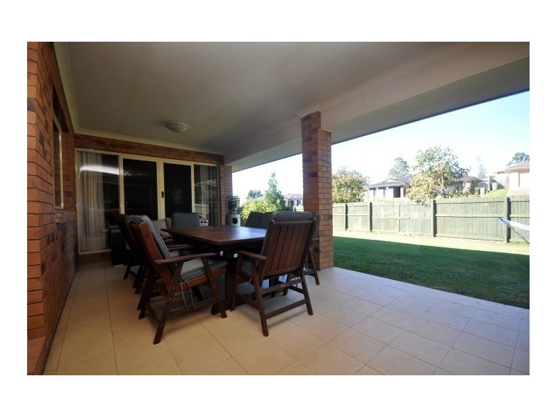 10 Tosca Street, Cashmere QLD 4500