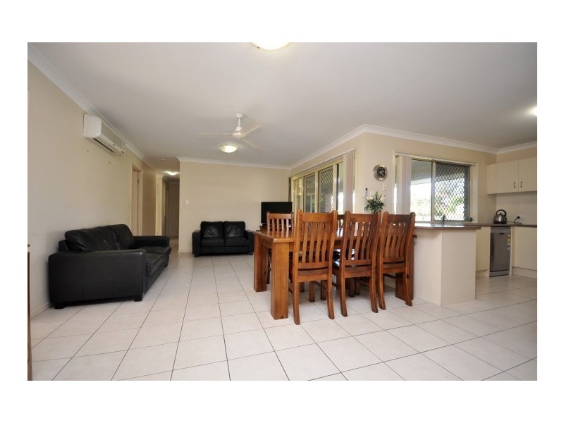 10 Tosca Street, Cashmere QLD 4500