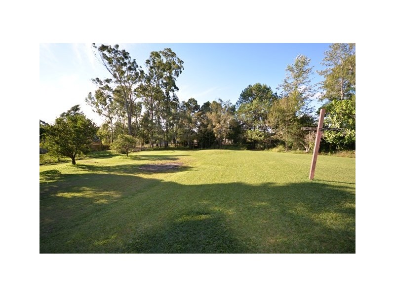 1030 Oakey Flat Road, Narangba QLD 4504