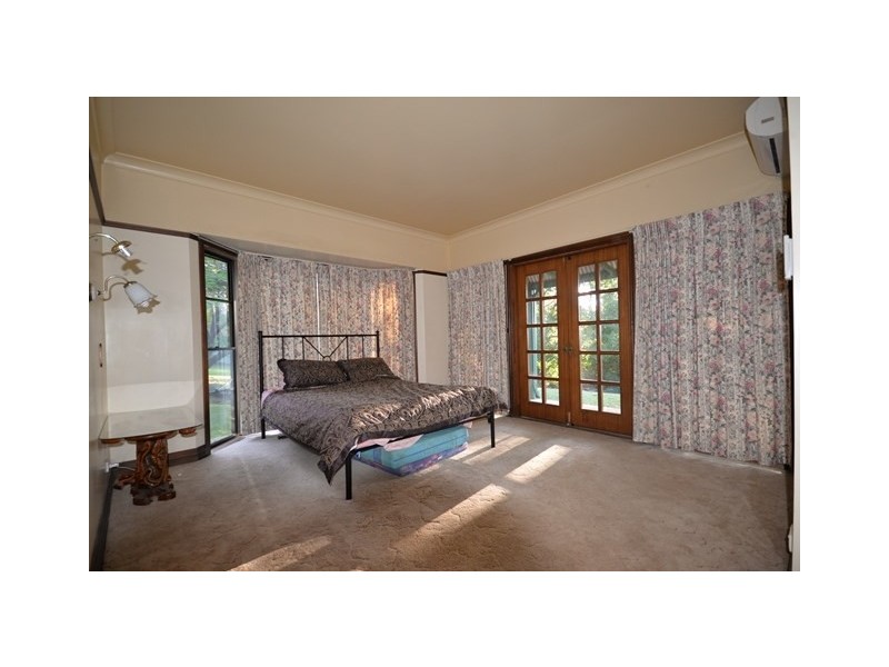 1030 Oakey Flat Road, Narangba QLD 4504