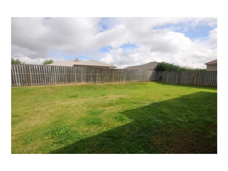 29 Greenlinks Crescent, Narangba QLD 4504