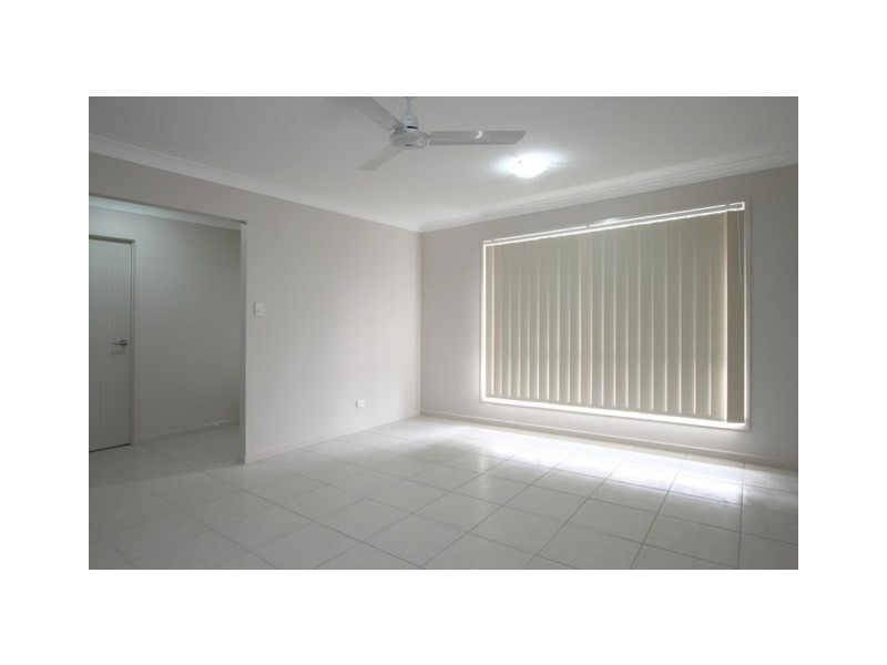 4 Aylmore Court, Narangba QLD 4504