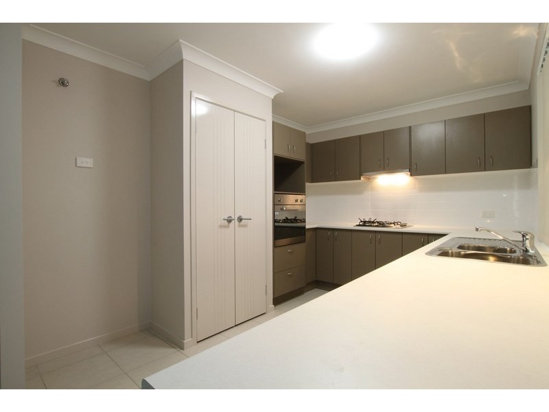 4 Aylmore Court, Narangba QLD 4504