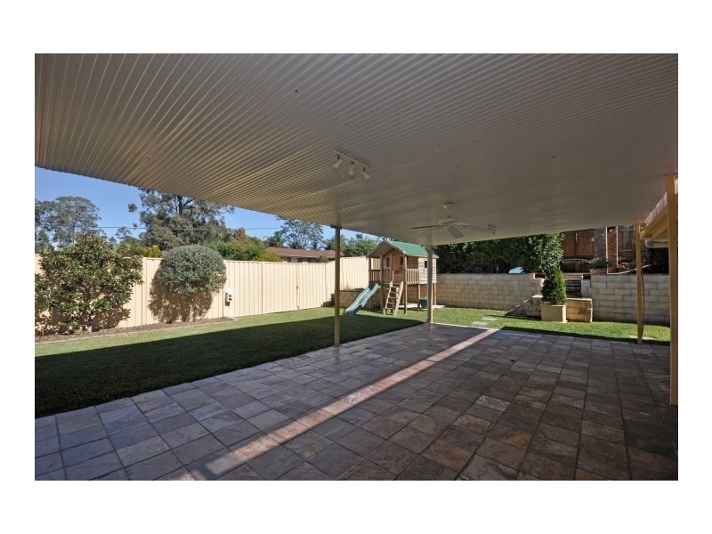 2 Brewster Court, Petrie QLD 4502
