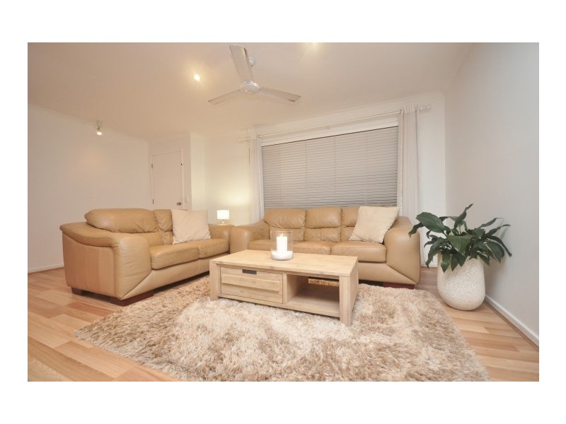 2 Brewster Court, Petrie QLD 4502