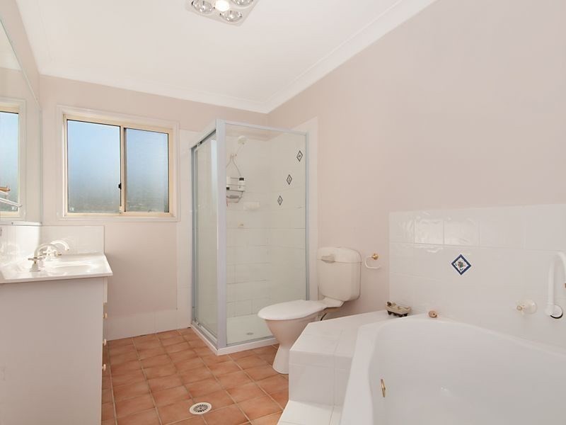 4 Aberdeen Way, Narangba QLD 4504