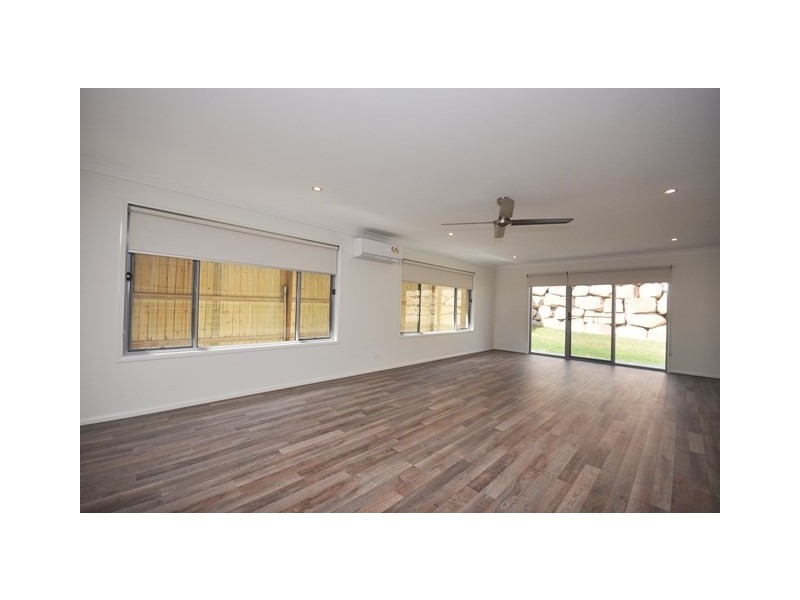 47 Stone Ridge Boulevard, Narangba QLD 4504