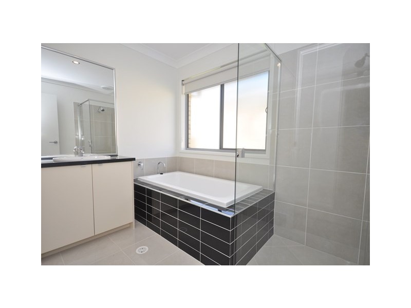 47 Stone Ridge Boulevard, Narangba QLD 4504