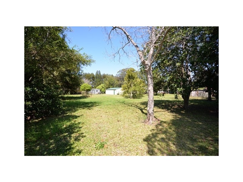 85 School Road, Kallangur QLD 4503